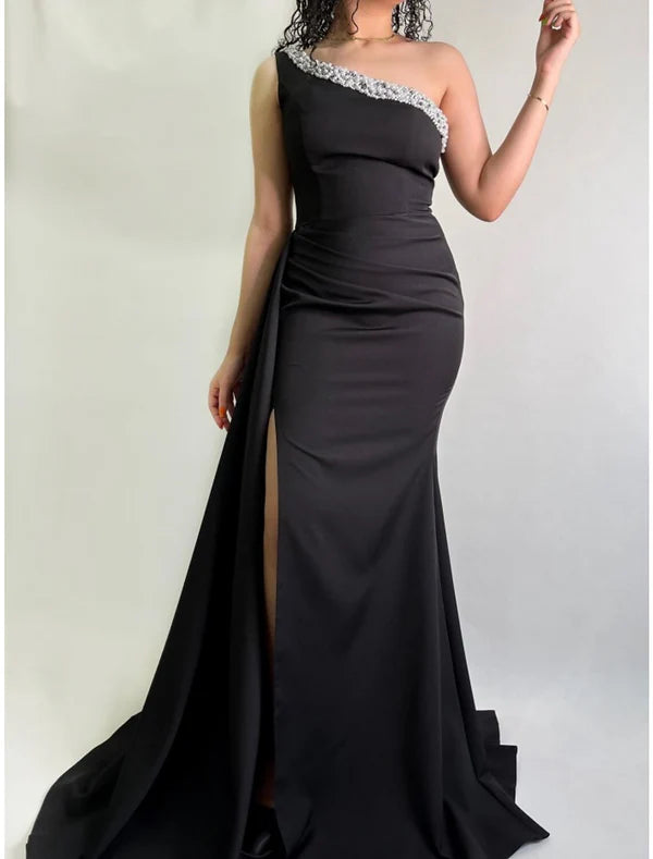 Luolandi A-Line Evening Gown Elegant Dress Formal Sweep / Brush Train Black Dress Sleeveless One Shoulder Imitation Silk with Pleats Ruched Beading And Slit